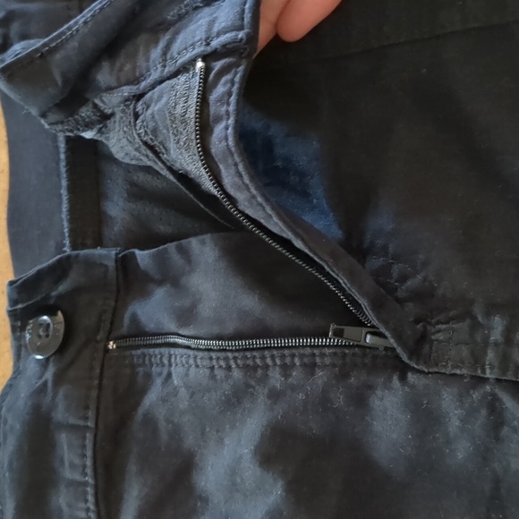 Black Skort size 10 - Picture 8 of 8